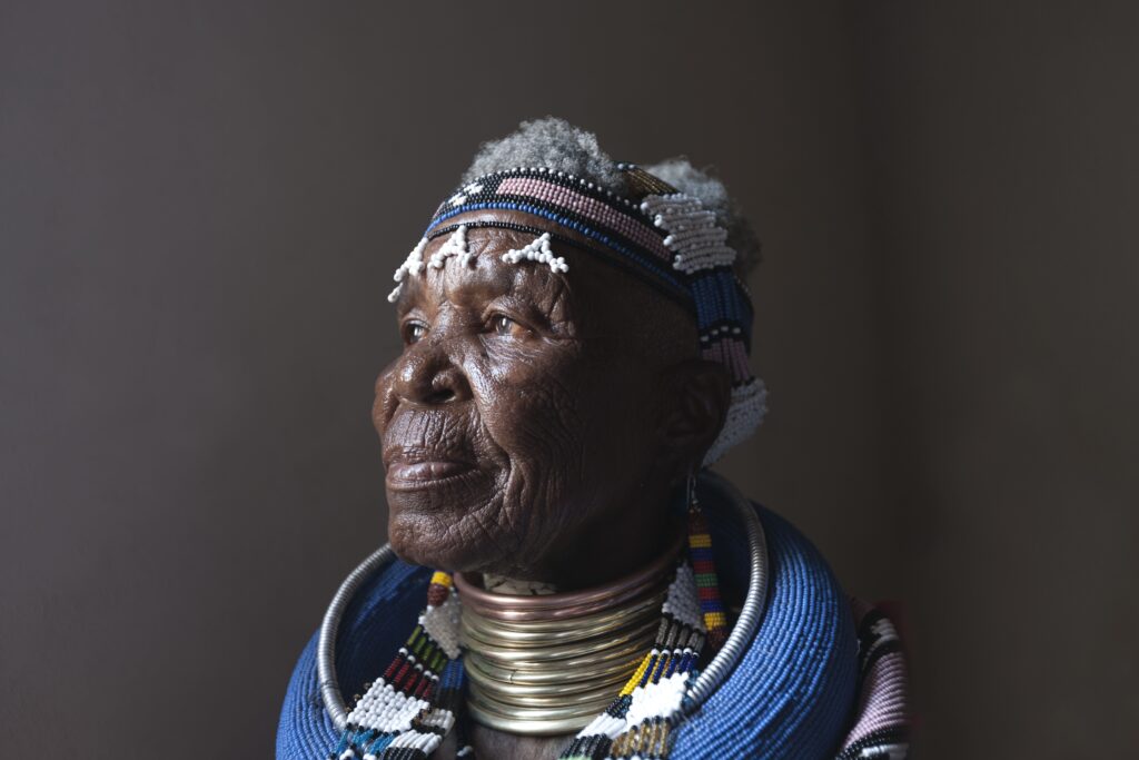 A Retrospective Unveiling: A Life of Artistic Brilliance 6 Esther Mahlangu by Clint Strydom