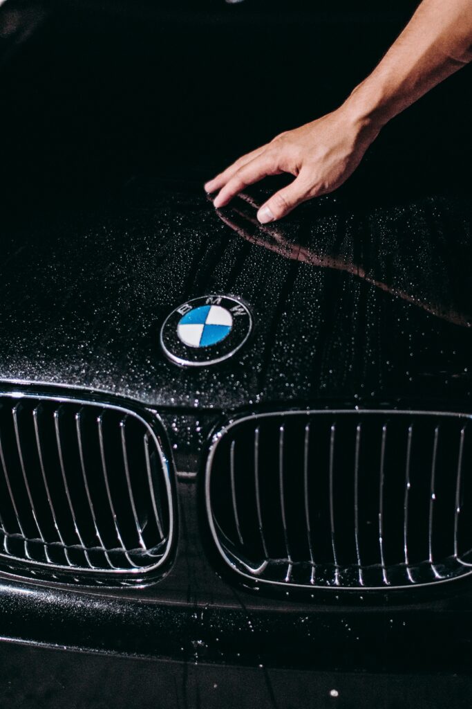 South African luxury car buyers